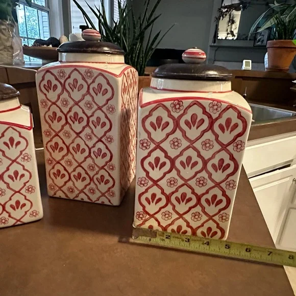 Sundance Red and Cream Ceramic Canister*** 1 of 3 only - Picture 3 of 3